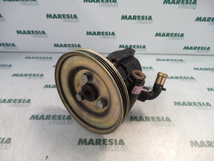 Gebruikte Pomp Servo Fiat Marea (185AX) 1.6 SX,ELX 16V Prijs € 40,00 Margeregeling aangeboden door Maresia Parts
