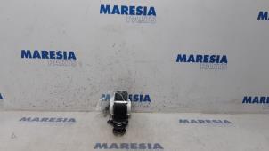 Gebruikte Veiligheidsgordel rechts-achter Citroen C3 (SC) 1.2 VTi 82 12V Prijs € 24,95 Margeregeling aangeboden door Maresia Parts
