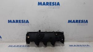 Gebruikte Kleppendeksel Renault Megane III Grandtour (KZ) 1.5 dCi 110 Prijs € 39,00 Margeregeling aangeboden door Maresia Parts