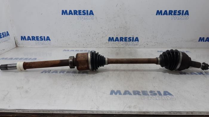 RENAULT Trafic 3 generation (2014-2023) Front Right Driveshaft 391005010R 25171625