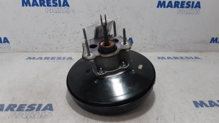 Gebruikte Rembooster Renault Megane III Berline (BZ) 1.4 16V TCe 130 Prijs € 35,00 Margeregeling aangeboden door Maresia Parts
