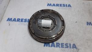 Gebruikte Vliegwiel Citroen C3 Picasso (SH) 1.2 12V PureTech 110 Prijs € 79,00 Margeregeling aangeboden door Maresia Parts