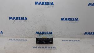 Gebruikte Radio CD Speler Peugeot 3008 I (0U/HU) 1.6 16V THP 155 Prijs € 288,75 Margeregeling aangeboden door Maresia Parts