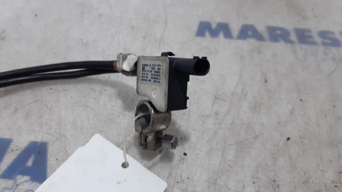 Accu sensor van een Peugeot 3008 I (0U/HU) 1.6 16V THP 155 2010