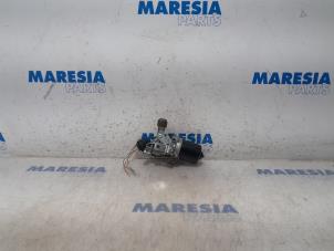 Gebruikte Ruitenwissermotor voor Citroen C3 (SC) 1.0 Vti 68 12V Prijs € 30,00 Margeregeling aangeboden door Maresia Parts