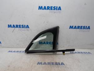 Gebruikte Driehoeks Ruit rechts-voor Citroen DS3 Cabrio (SB) 1.6 16V VTS THP Prijs € 50,00 Margeregeling aangeboden door Maresia Parts
