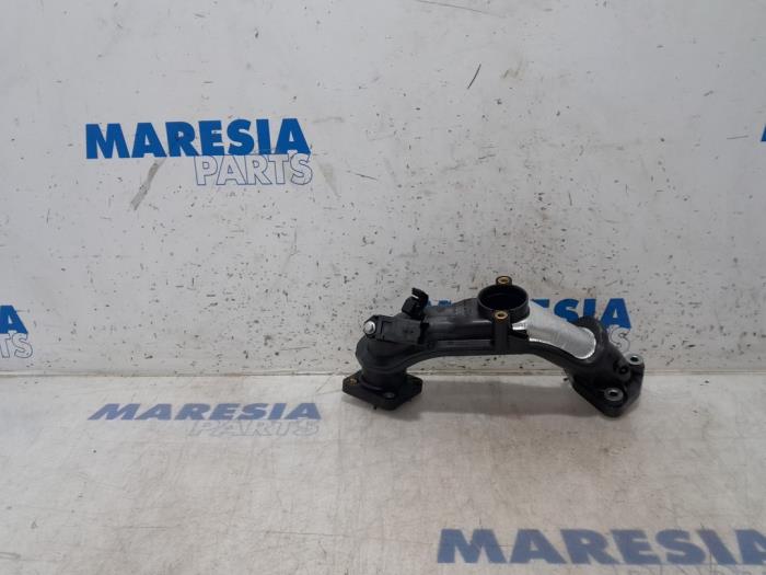 Gebruikte Spruitstuk Inlaat Peugeot 3008 I (0U/HU) 1.6 HDiF 16V Prijs € 25,00 Margeregeling aangeboden door Maresia Parts