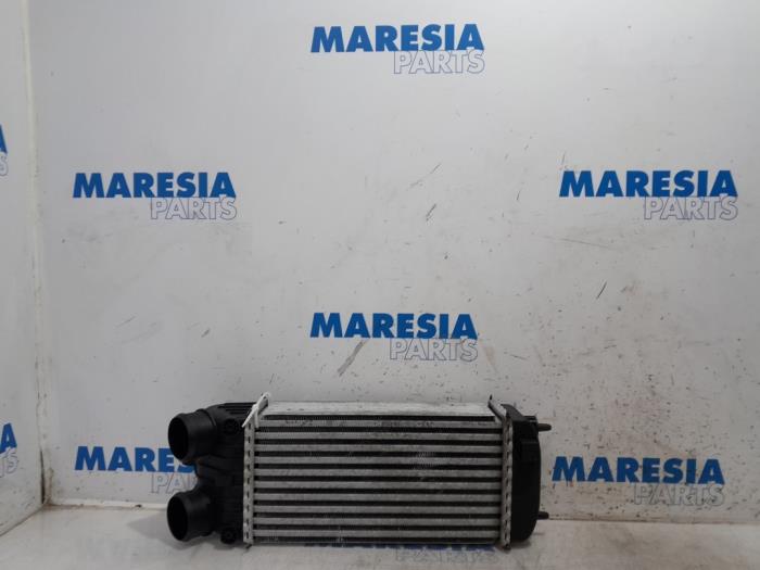 Gebruikte Intercooler Citroen DS3 Cabrio (SB) 1.6 16V VTS THP Prijs € 50,00 Margeregeling aangeboden door Maresia Parts