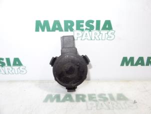 Gebruikte Sensor regen Peugeot 607 (9D/U) 2.2 16V Prijs € 40,00 Margeregeling aangeboden door Maresia Parts