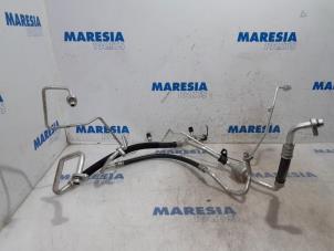 Gebruikte Airco Leiding Renault Clio III (BR/CR) 1.2 16V TCe 100 Prijs € 105,00 Margeregeling aangeboden door Maresia Parts