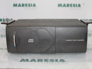 Gebruikte CD Wisselaar Fiat Punto II (188) 1.2 60 S 3-Drs. Prijs € 50,00 Margeregeling aangeboden door Maresia Parts