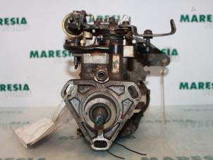 Gebruikte Brandstofpomp Mechanisch Peugeot 405 II (4B) 1.9 D Prijs € 75,00 Margeregeling aangeboden door Maresia Parts