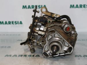 Gebruikte Brandstofpomp Mechanisch Renault R19 Prijs € 75,00 Margeregeling aangeboden door Maresia Parts