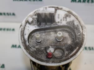Gebruikte Brandstofpomp Elektrisch Fiat Doblo (223A/119) 1.9 JTD Prijs € 30,00 Margeregeling aangeboden door Maresia Parts