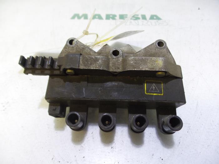 Gebruikte Bobine Lancia Delta (836) 1.6 16V HPE Prijs € 20,00 Margeregeling aangeboden door Maresia Parts