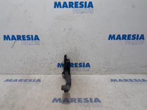 Gebruikte Gaspedaalpositie Sensor Citroen C4 Cactus (0B/0P) 1.2 PureTech 110 12V Prijs € 20,00 Margeregeling aangeboden door Maresia Parts