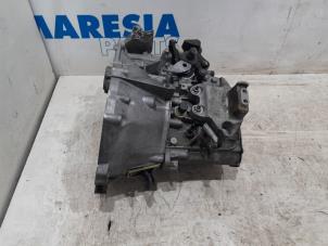 Gebruikte Versnellingsbak Citroen C4 Grand Picasso (3A) 1.6 BlueHDI 115 Prijs € 682,50 Margeregeling aangeboden door Maresia Parts