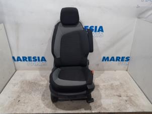 Gebruikte Voorstoel rechts Citroen C4 Grand Picasso (3A) 1.6 BlueHDI 115 Prijs € 210,00 Margeregeling aangeboden door Maresia Parts
