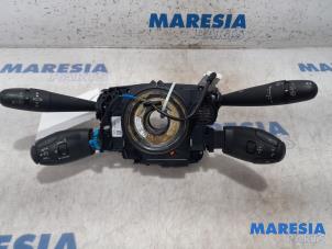 Gebruikte Combischakelaar Stuurkolom Citroen C3 (SC) 1.6 16V VTi 120 Prijs € 129,99 Margeregeling aangeboden door Maresia Parts