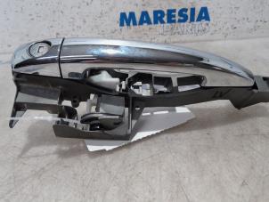 Gebruikte Handgreep Citroen C3 (SC) 1.6 16V VTi 120 Prijs € 25,00 Margeregeling aangeboden door Maresia Parts