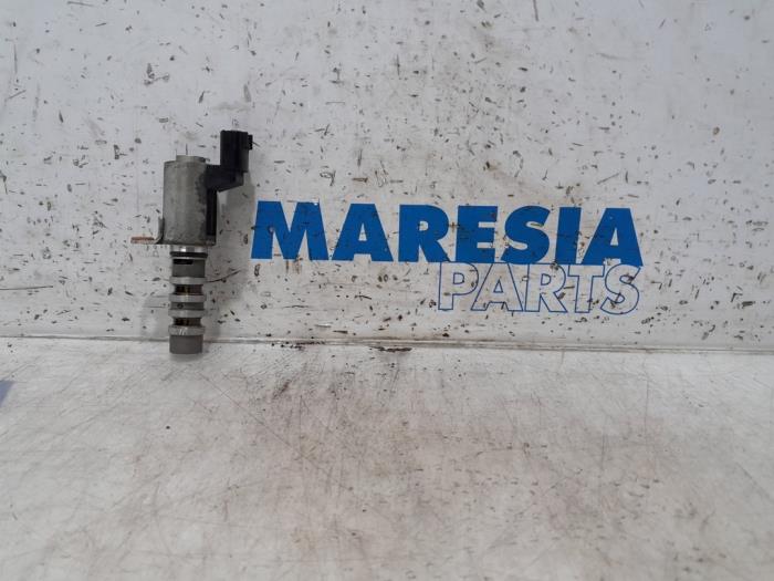 Gebruikte Oliedruk sensor Renault Megane III Berline (BZ) 1.4 16V TCe 130 Prijs € 50,00 Margeregeling aangeboden door Maresia Parts