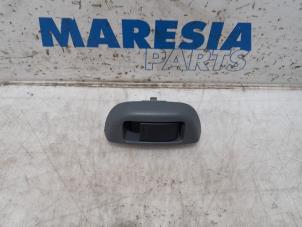 Gebruikte Schakelblok ruiten Citroen C1 1.0 12V Prijs € 15,00 Margeregeling aangeboden door Maresia Parts