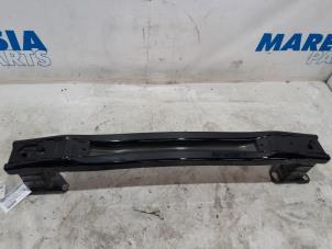 Gebruikte Bumperframe achter DS Automobiles DS 3/Crossback (UC/UJ/UR) 1.2 12V PureTech 130 Prijs € 158,81 Inclusief btw aangeboden door Maresia Parts