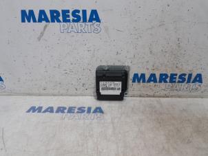 Gebruikte Module Airbag Peugeot 3008 I (0U/HU) 1.6 HDiF 16V Prijs € 100,00 Margeregeling aangeboden door Maresia Parts