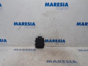 Gebruikte Tuningchip Renault Clio III (BR/CR) 1.2 16V TCe 100 Prijs € 50,00 Margeregeling aangeboden door Maresia Parts