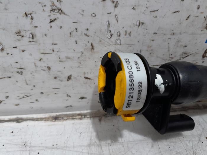 Carterventilatie van een DS DS 3/Crossback (UC/UJ/UR) 1.2 12V PureTech 130 2022