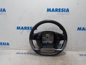 Gebruikte Stuurwiel Citroen C4 Grand Picasso (3A) 1.6 BlueHDI 115 Prijs € 105,00 Margeregeling aangeboden door Maresia Parts