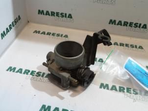 Gebruikte Gasklephuis Lancia Delta (836) 1.6 16V HPE Prijs € 40,00 Margeregeling aangeboden door Maresia Parts