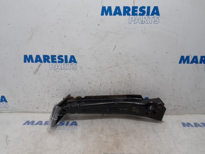Gebruikte Subframe Fiat 500 (312) 1.4 16V Prijs € 25,00 Margeregeling aangeboden door Maresia Parts