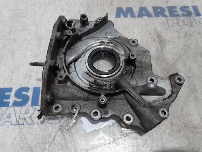 Gebruikte Oliepomp Peugeot Expert (G9) 1.6 HDi 90 Prijs € 60,50 Inclusief btw aangeboden door Maresia Parts