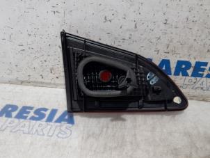 Gebruikte Achterlicht rechts Renault Scénic III (JZ) 1.4 16V TCe 130 Prijs € 35,00 Margeregeling aangeboden door Maresia Parts