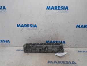Gebruikte Nokkenashuis Citroen C4 Grand Picasso (3A) 1.6 BlueHDI 115 Prijs € 131,25 Margeregeling aangeboden door Maresia Parts