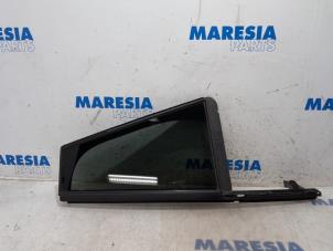 Gebruikte Driehoeks Ruit links-achter Citroen C4 Grand Picasso (3A) 1.6 BlueHDI 120 Prijs € 35,00 Margeregeling aangeboden door Maresia Parts