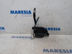 Gebruikte Deurslot Mechaniek 4Deurs links-voor Citroen C4 Grand Picasso (3A) 1.6 BlueHDI 120 Prijs € 39,95 Margeregeling aangeboden door Maresia Parts