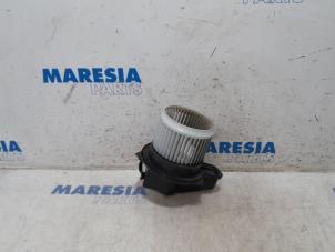 Gebruikte Aanjager Fiat Panda/Pandina (312) 0.9 TwinAir Turbo 85 Prijs € 25,00 Margeregeling aangeboden door Maresia Parts