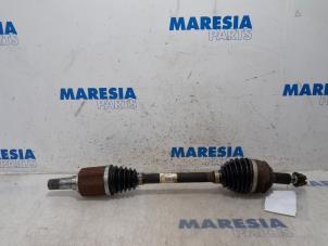 Gebruikte Steekas links-voor Renault Grand Scénic III (JZ) 1.6 dCi Prijs € 90,00 Margeregeling aangeboden door Maresia Parts