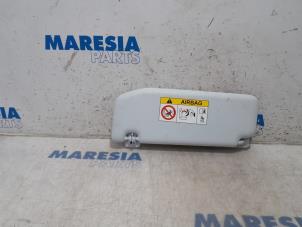 Gebruikte Zonneklep Peugeot 208 I (CA/CC/CK/CL) 1.2 Vti 12V PureTech 82 Prijs € 20,00 Margeregeling aangeboden door Maresia Parts