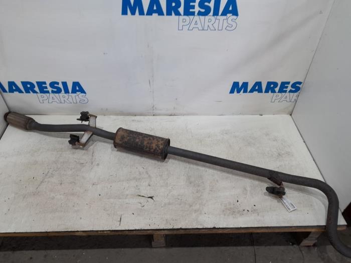 Gebruikte Uitlaat Middendemper Peugeot 207 CC (WB) 1.6 16V THP Prijs € 75,00 Margeregeling aangeboden door Maresia Parts