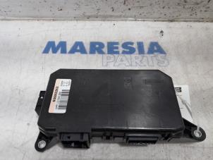 Gebruikte Module Comfort Alfa Romeo 159 Sportwagon (939BX) 2.4 JTDm 20V Prijs € 50,00 Margeregeling aangeboden door Maresia Parts