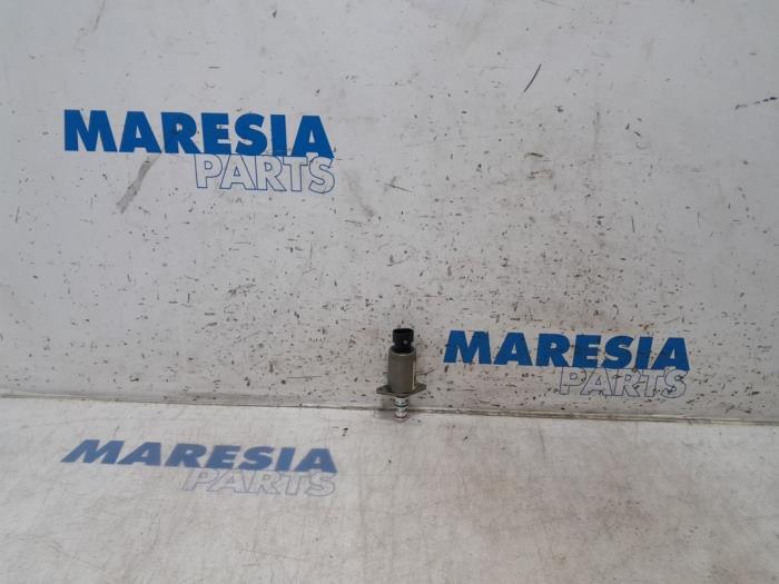 Gebruikte Schakelrobot Renault Twingo (C06) 1.2 16V Prijs € 40,00 Margeregeling aangeboden door Maresia Parts