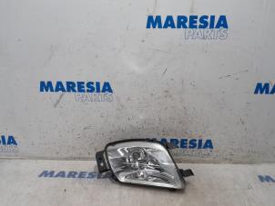Gebruikte Mistlamp links-voor Peugeot 308 (4A/C) 1.6 16V THP 150 Prijs € 35,00 Margeregeling aangeboden door Maresia Parts