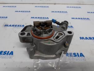 Gebruikte Vacuumpomp (Diesel) Peugeot 2008 (CU) 1.6 e-HDi FAP Prijs € 35,00 Margeregeling aangeboden door Maresia Parts