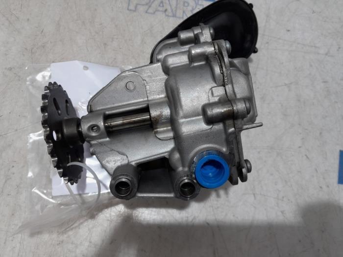 Oliepomp van een Renault Trafic (1FL/2FL/3FL/4FL) 1.6 dCi 95 2017