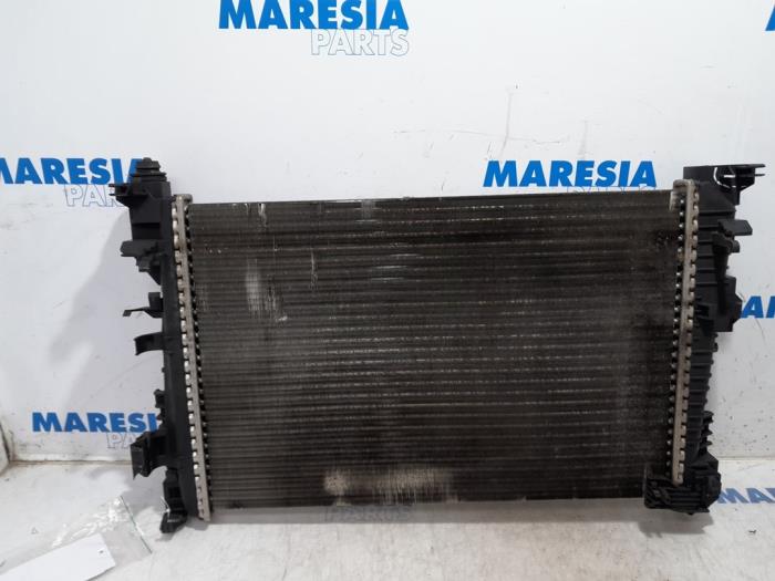 Radiateur van een Alfa Romeo Giulietta (940) 1.4 TB 16V MultiAir 2012