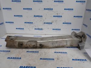 Gebruikte Subframe Alfa Romeo Giulietta (940) 1.4 TB 16V MultiAir Prijs € 35,00 Margeregeling aangeboden door Maresia Parts