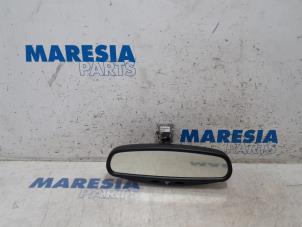 Gebruikte Spiegel binnen Citroen C5 III Tourer (RW) 1.6 16V THP 155 Prijs € 30,00 Margeregeling aangeboden door Maresia Parts